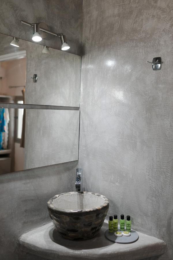Aktis Suites *