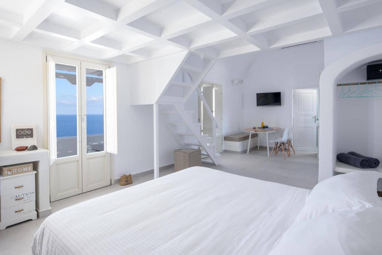 Ode Oia (Santorini)