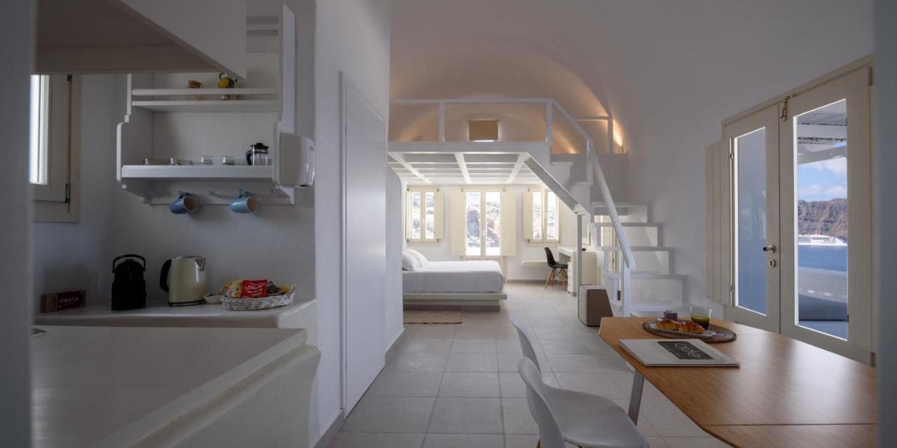 Ode * Oia (Santorini)