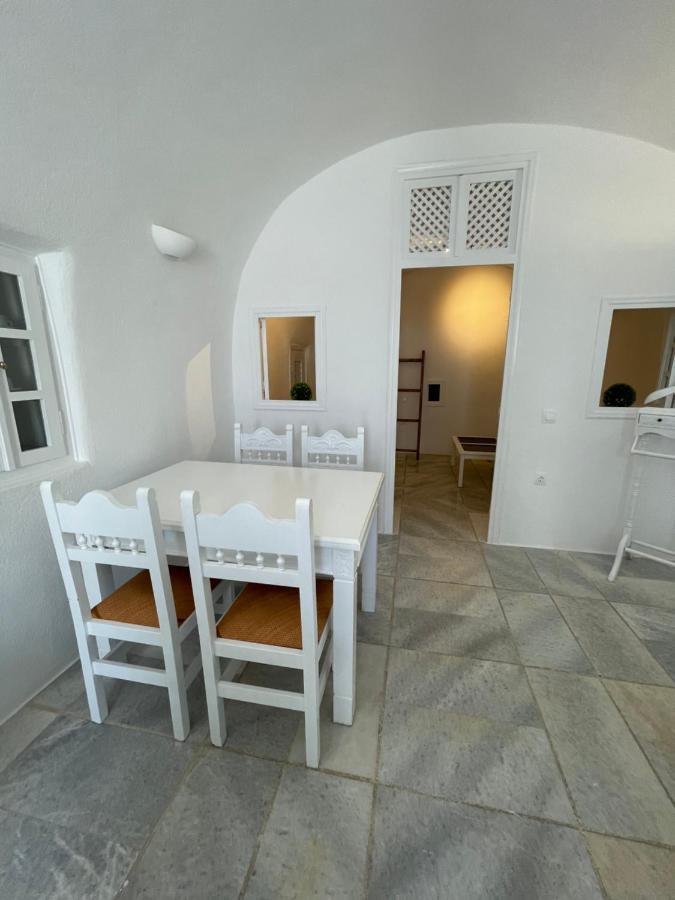 Collection Apartment Oia (Santorini)