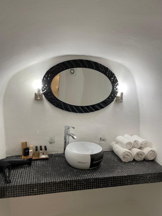 Apartment Collection *