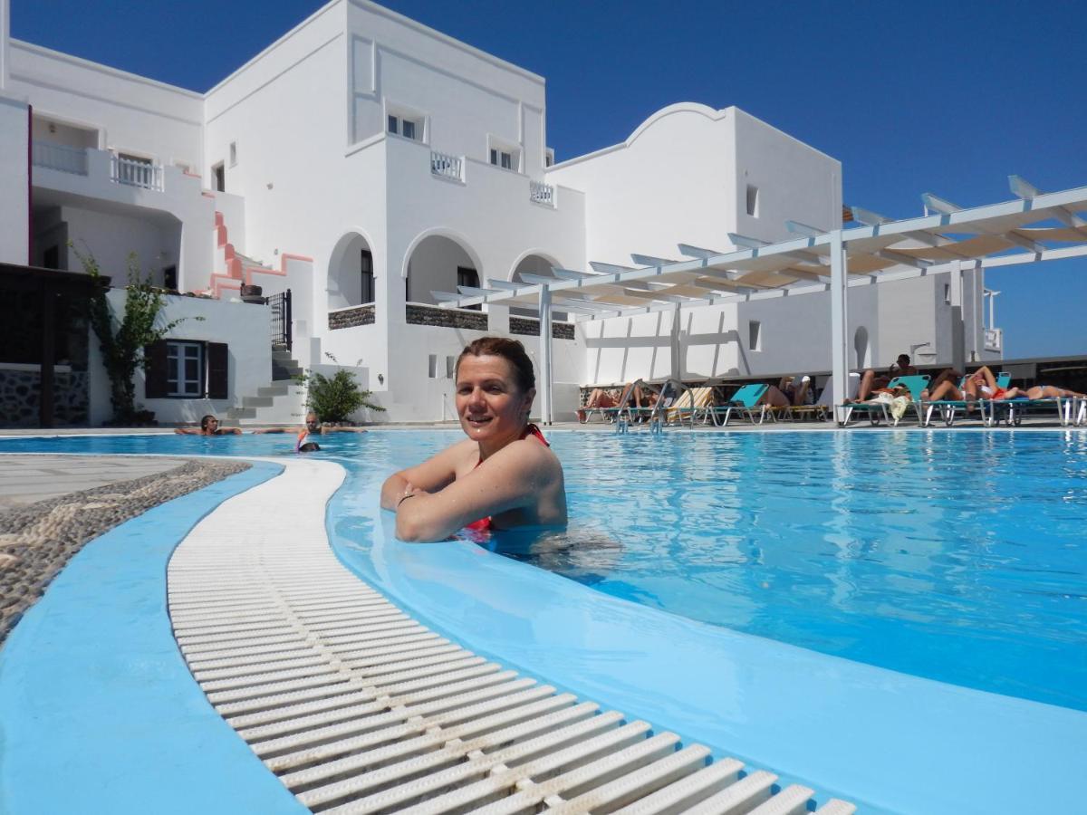 Hotel New Haroula 3*