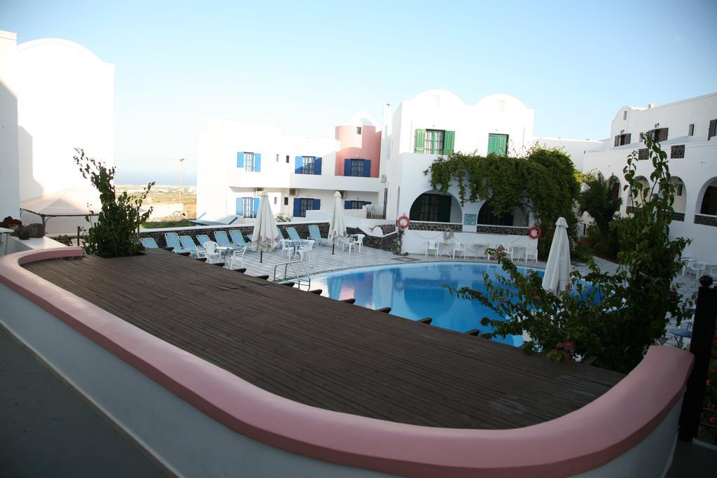 New Haroula Hotel Fira (Santorini)