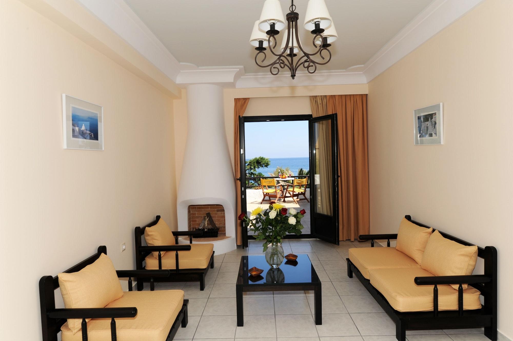 Sellada Hotel Perissa (Santorini)