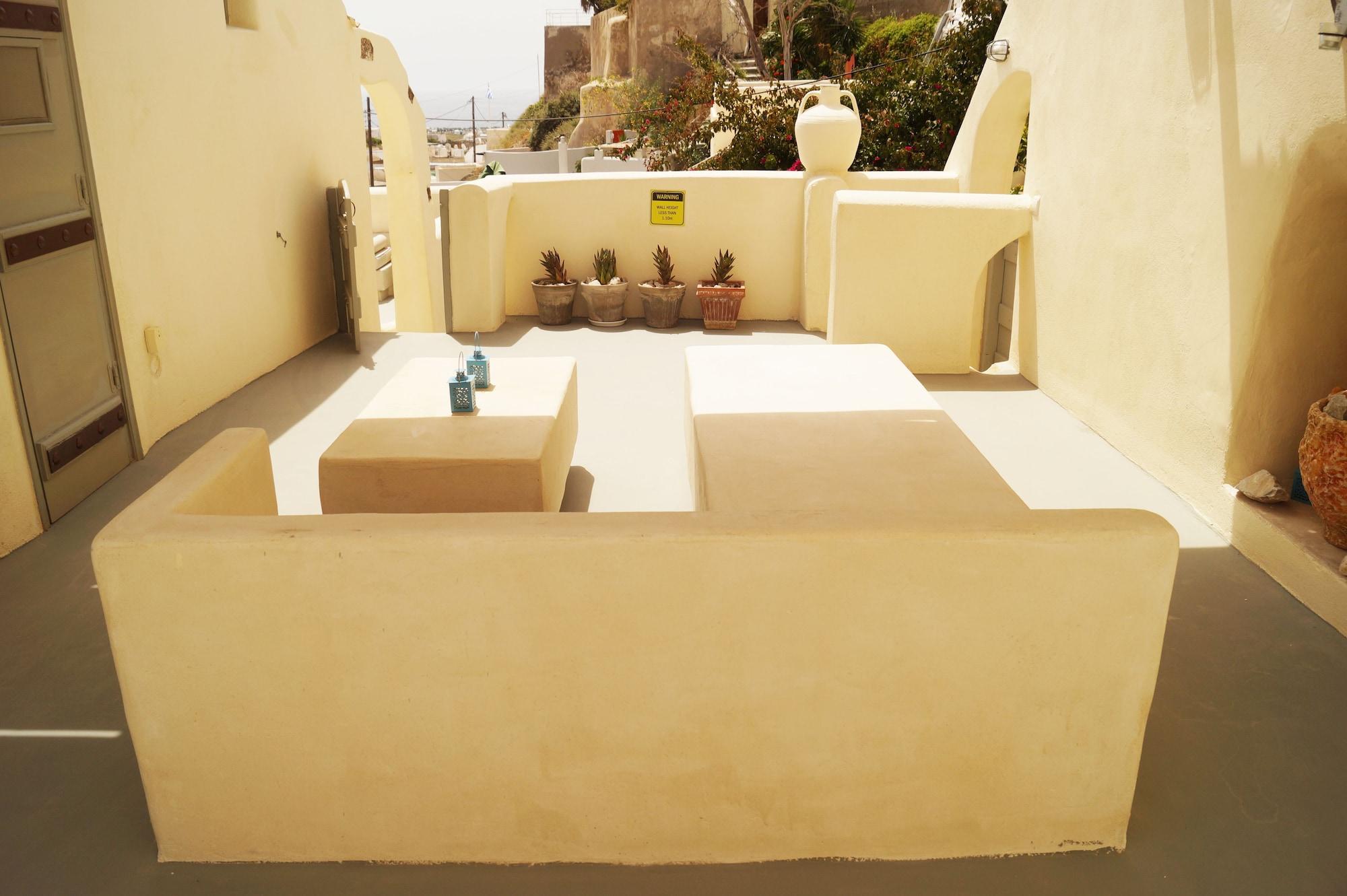 Timedrops Santorini Villa Emporio (Santorini)