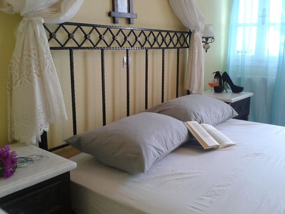 Aelia By Eltheon Apartamento Imerovigli (Santorini)