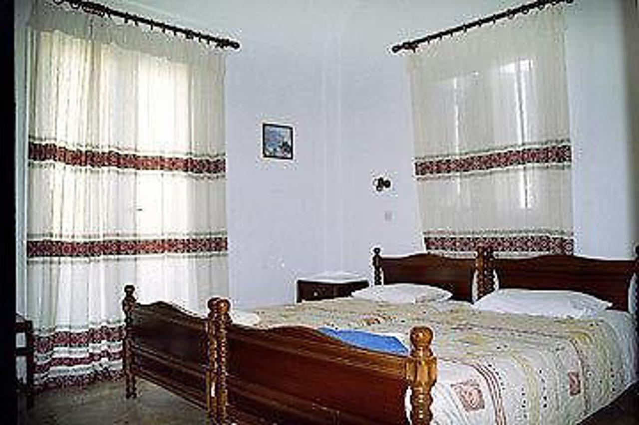 Hotel Makis
