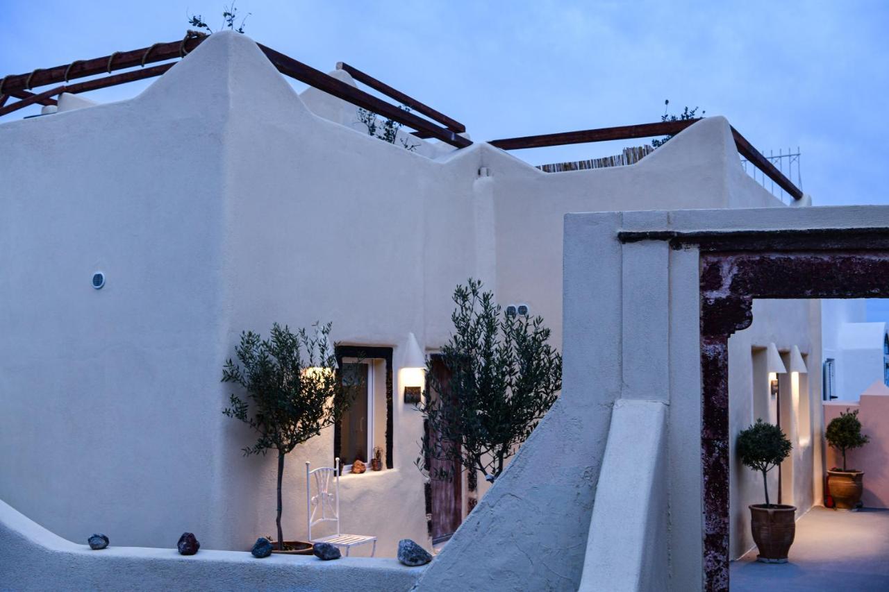 Grandma's Homes * Imerovigli (Santorini)