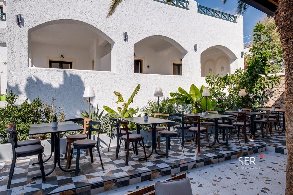 Sellada Hotel Perissa (Santorini)