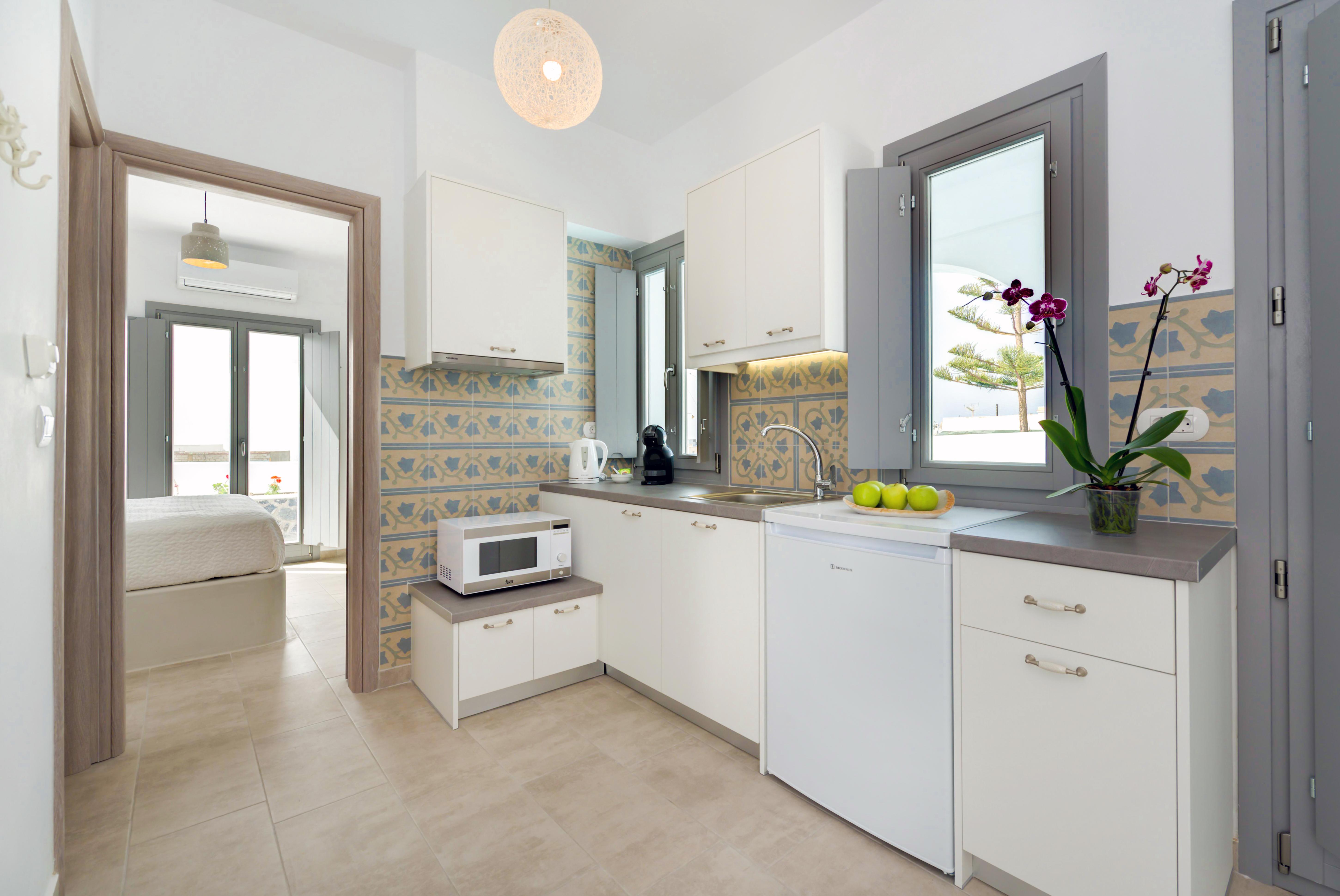 White Harmony Apartment