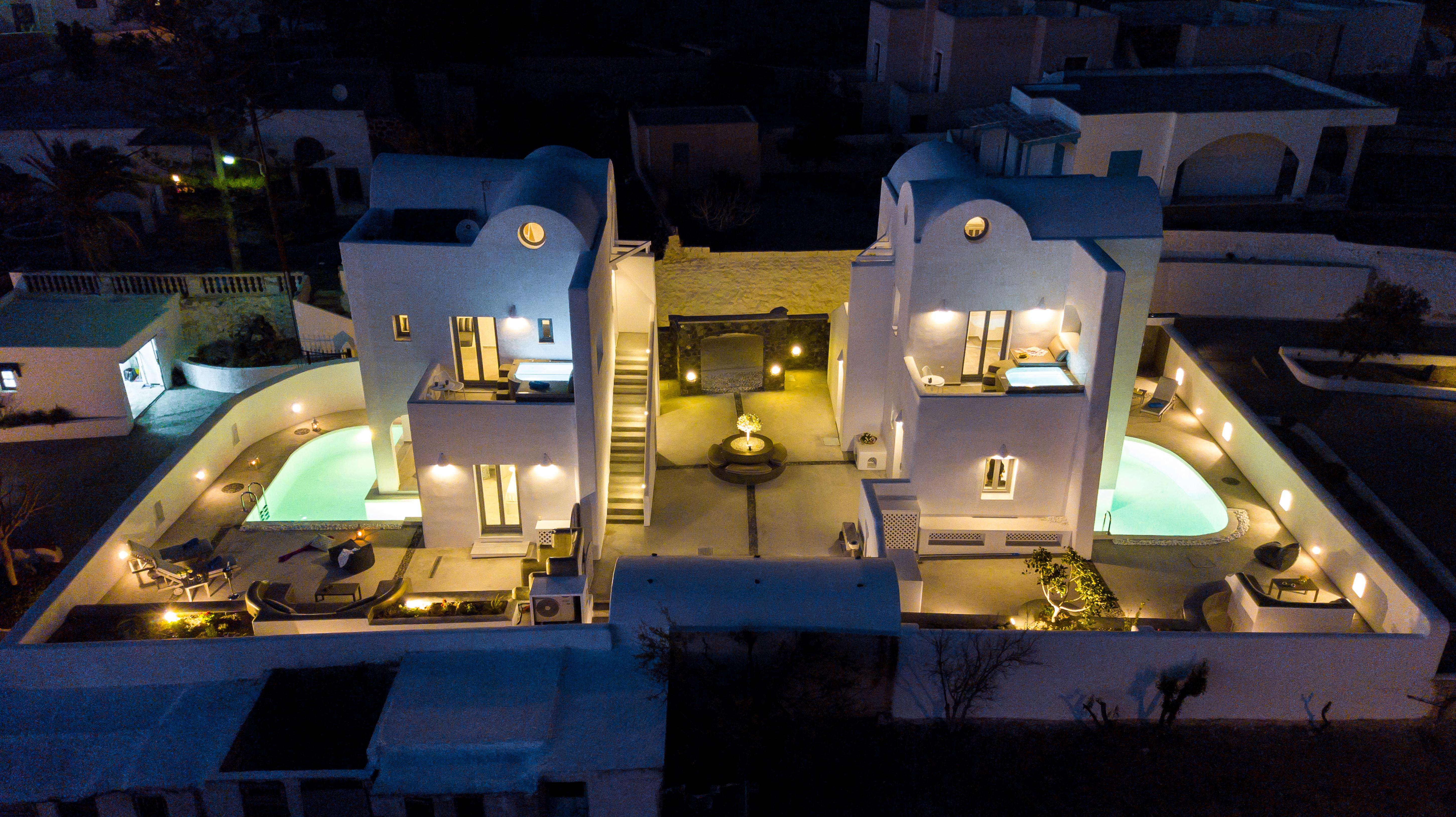 White Harmony Apartment