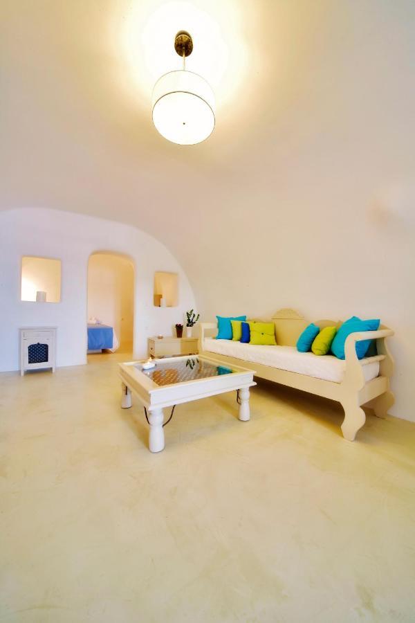 Apartment Chroma Oia (Santorini)