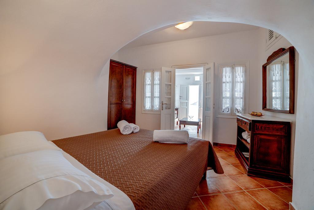 Cave Aparthotel Oia