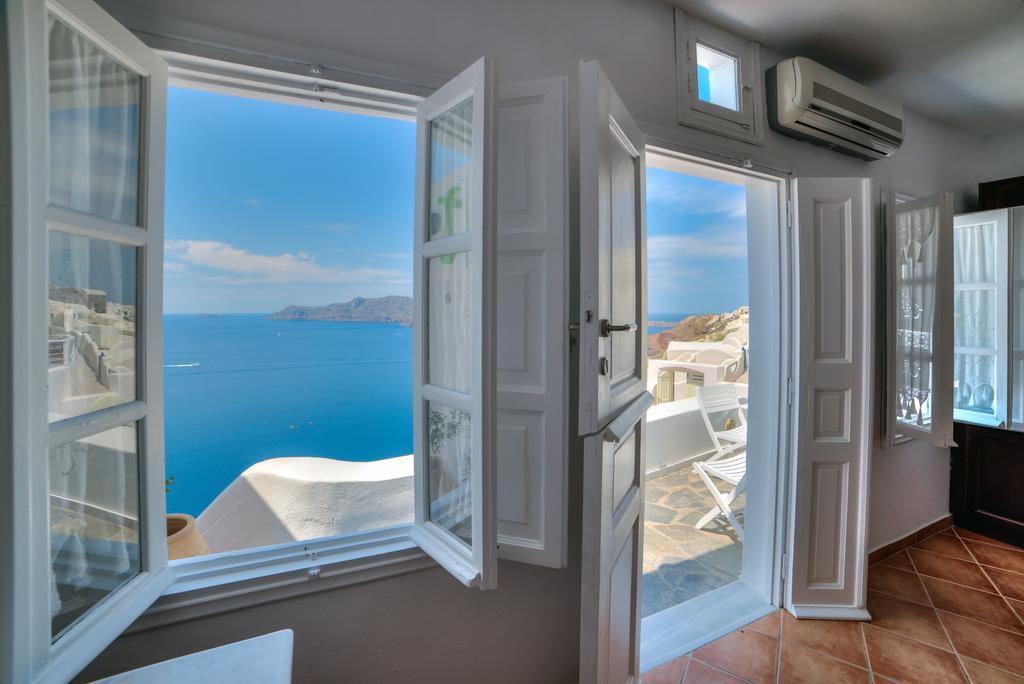 Aparthotel Cave Oia