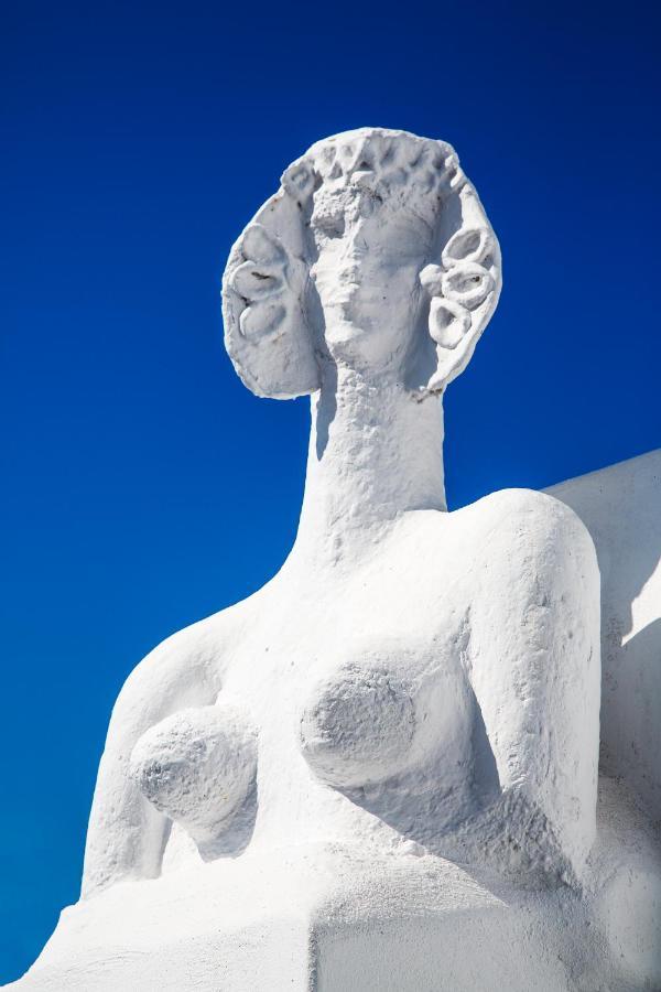 Trieris & Fira (Santorini)