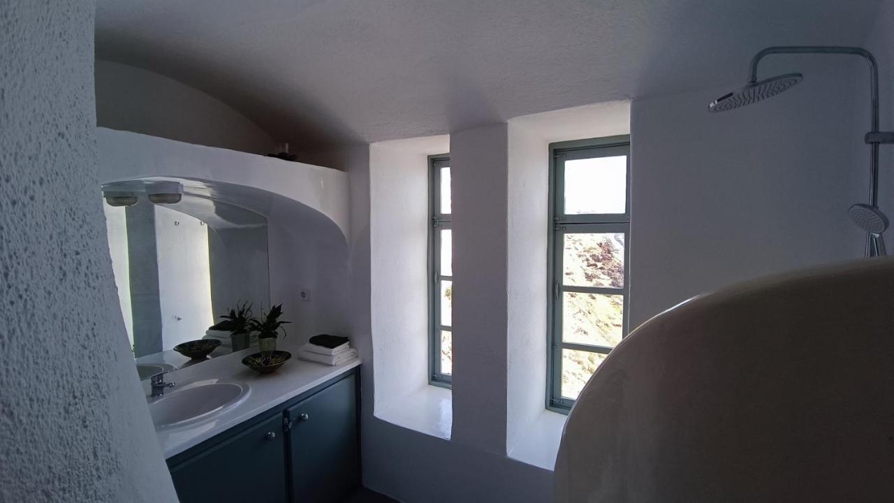 Apartment Elias Cave House 270o Caldera View *
