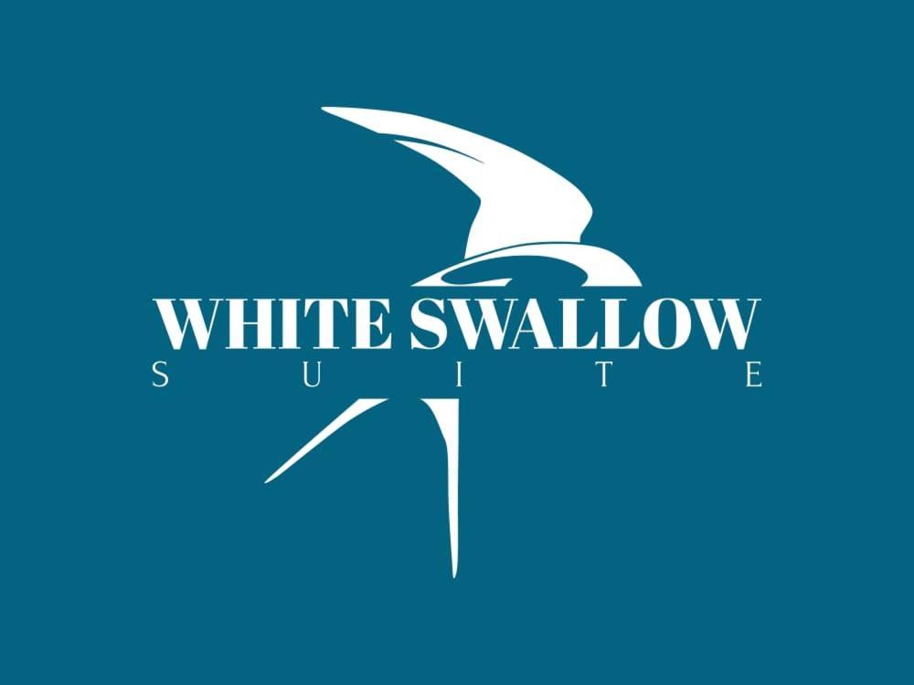 White Swallow Santorini Holiday home