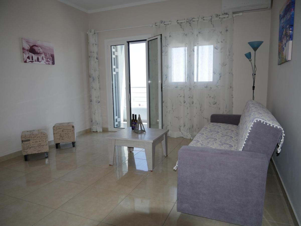 Roza's Family House *
