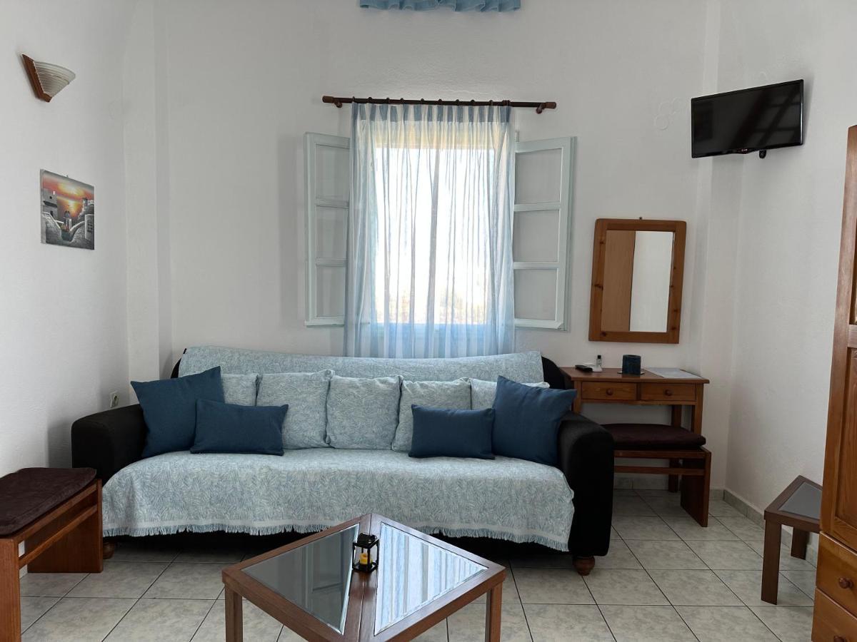 Aparthotel Paradisos *