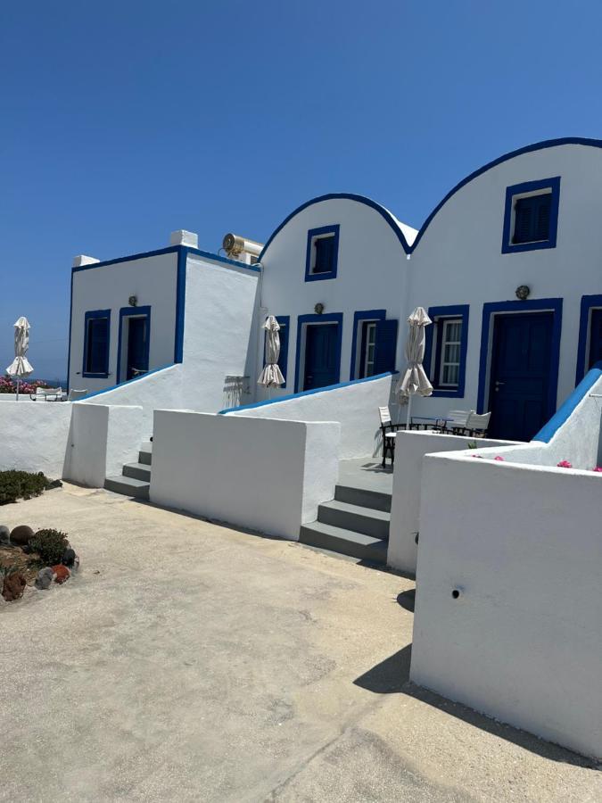 Aparthotel Paradisos *
