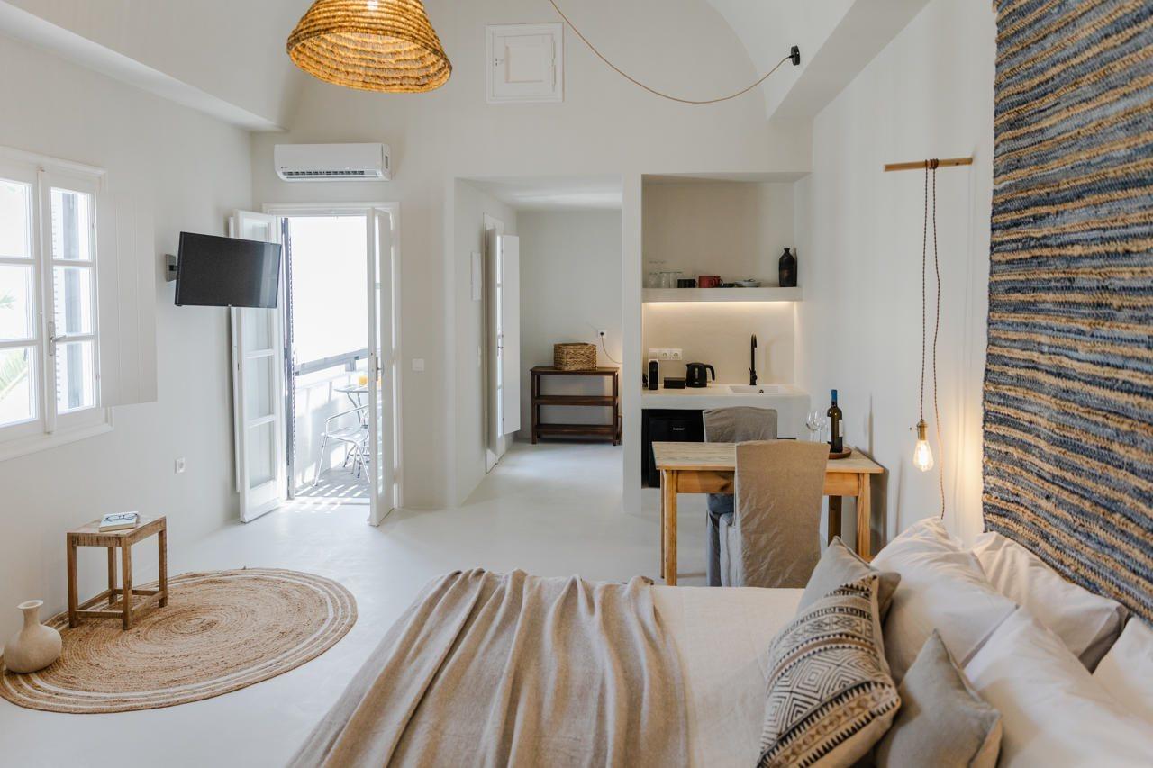 Scorpios 4* Monolithos (Santorini)