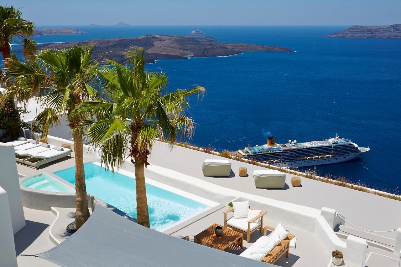 Aura Guest house