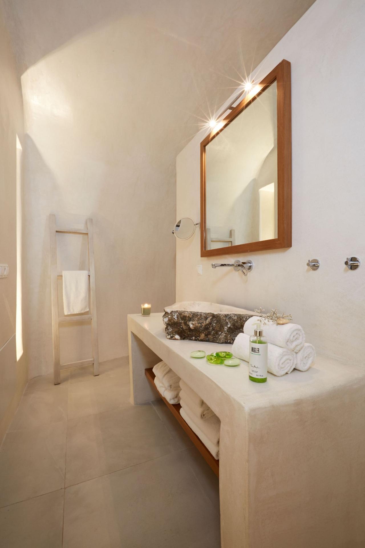 Guest house Aura Firostefani