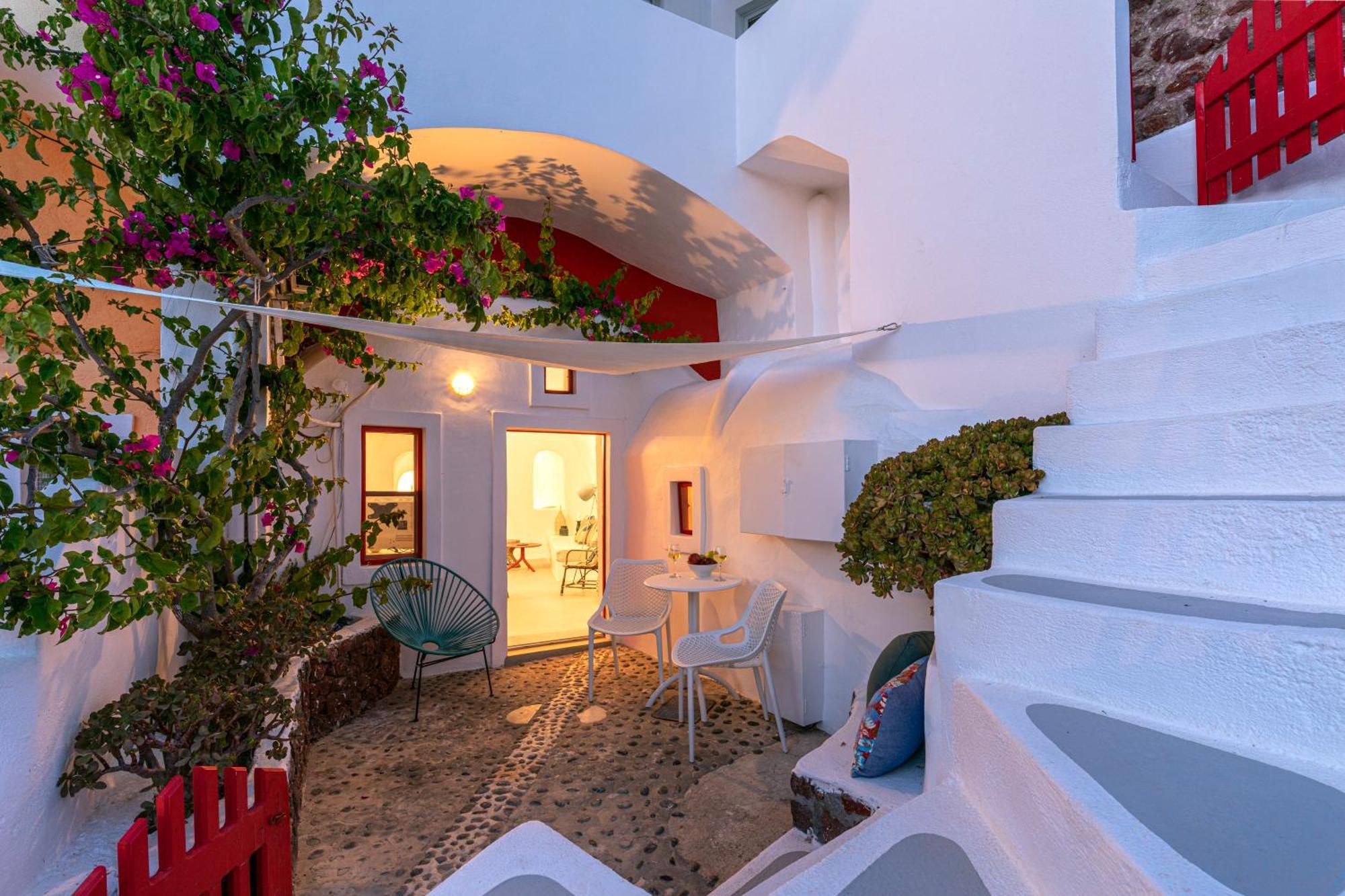 White Cave By Caldera Villa Oia (Santorini)