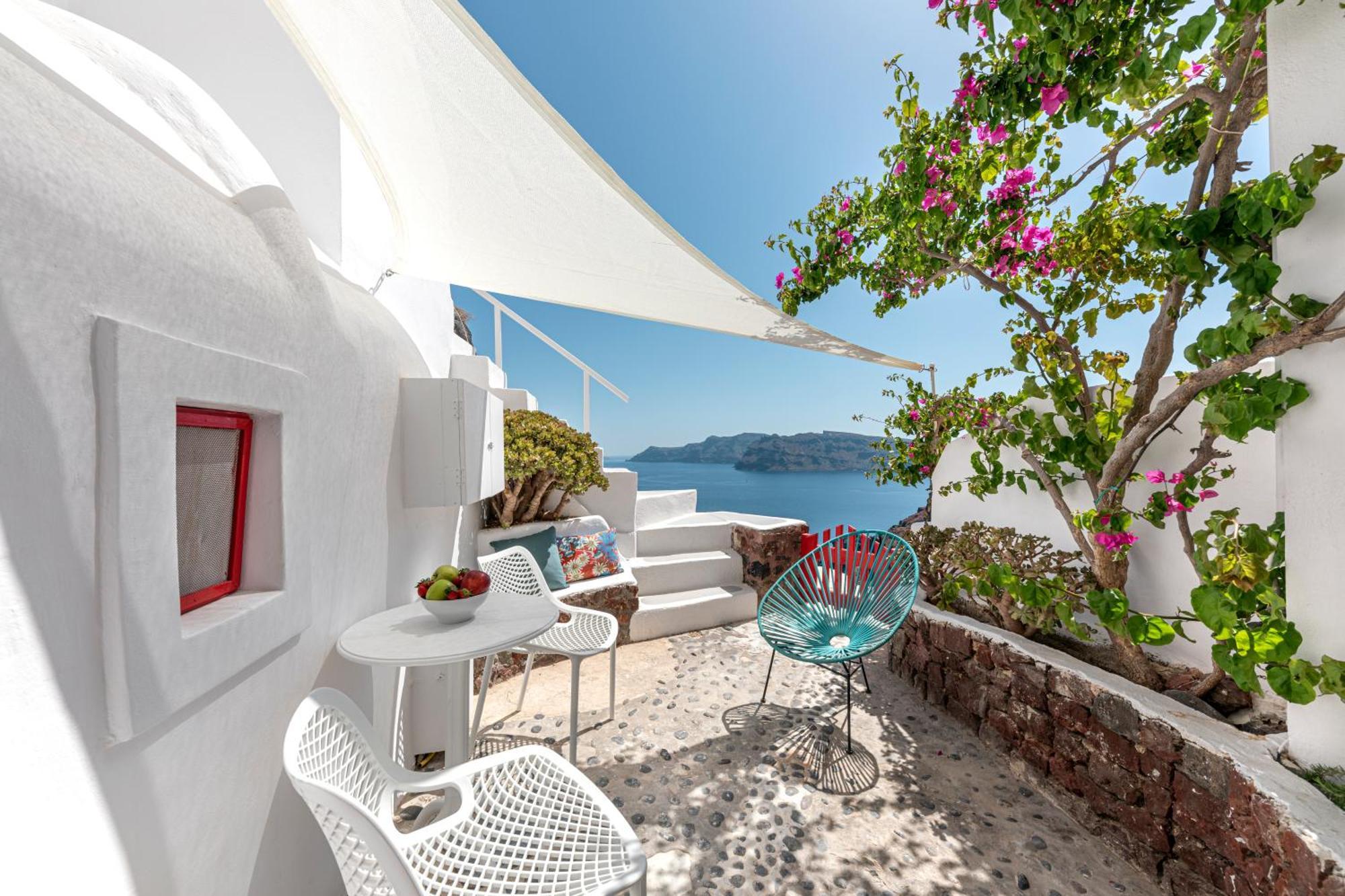 White Cave By Caldera Villa