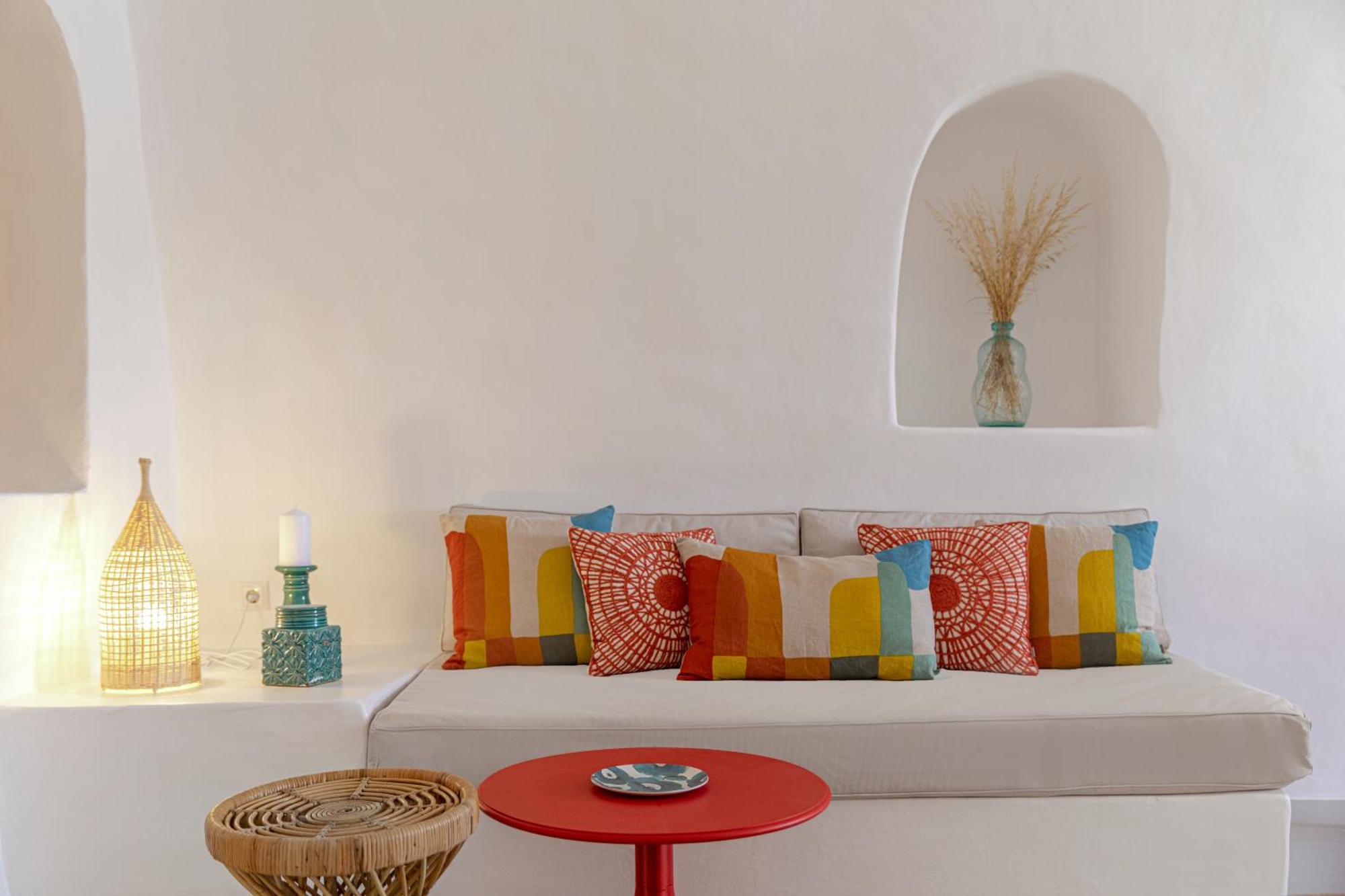 White Cave By Caldera Villa