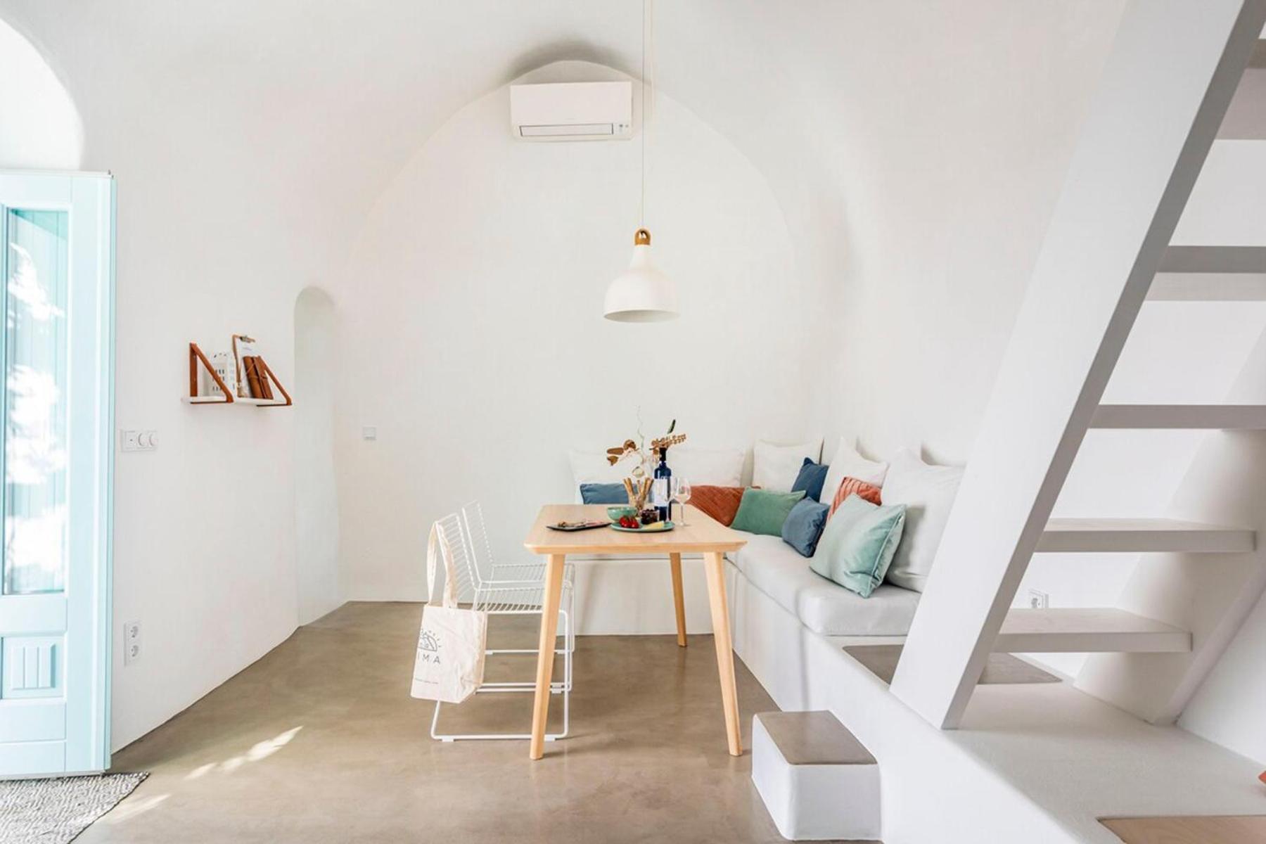Vima Santorini, Traditional Luxury