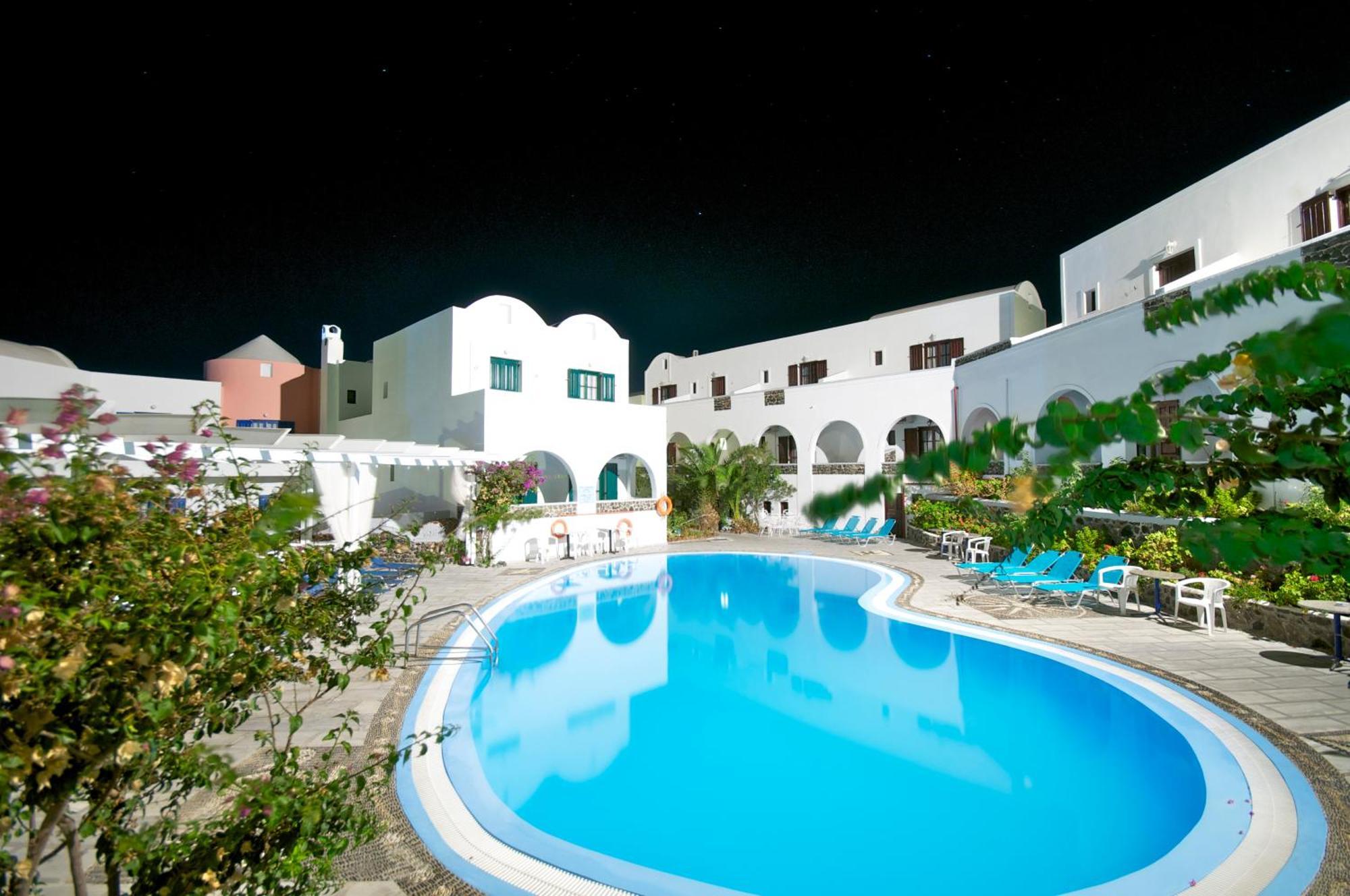Hotel New Haroula 3*