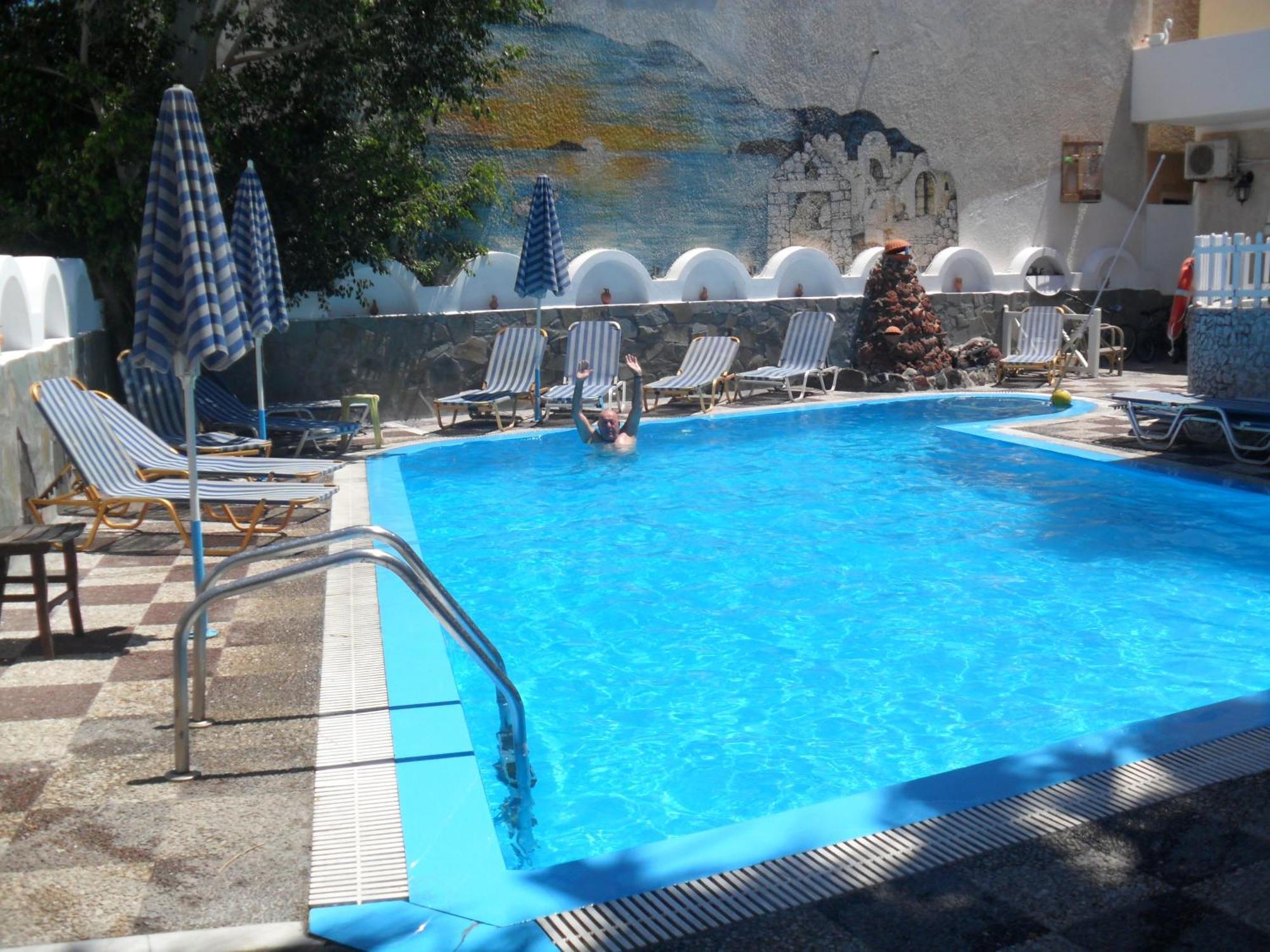 Villa Markos Perissa (Santorini)