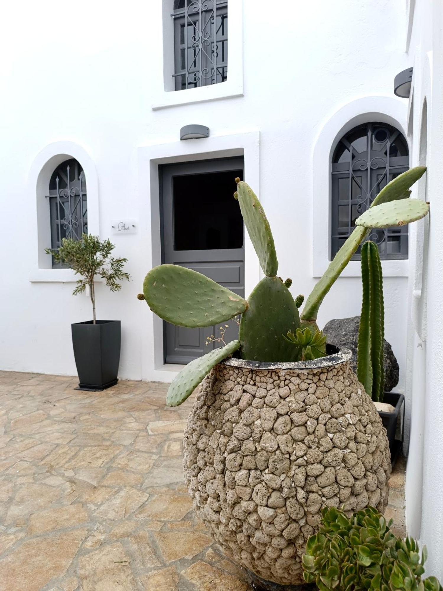 Villa The Lithos By A Terre Cave