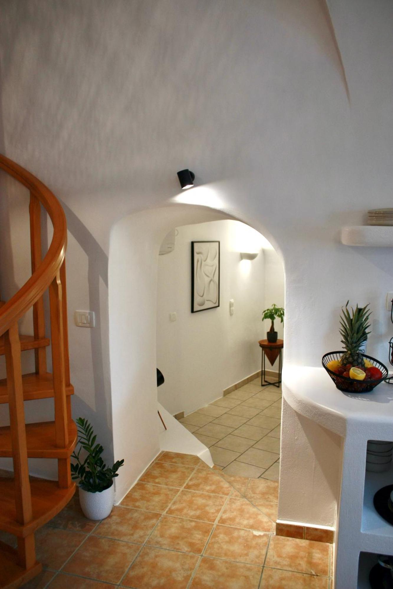 Villa The Lithos By A Terre Cave *