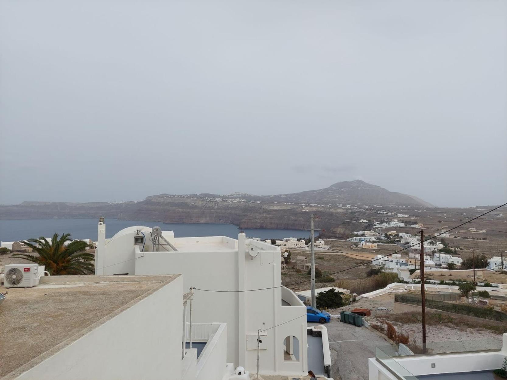 Apartment Akrotiri Cosy With Private Patio And Scenic View