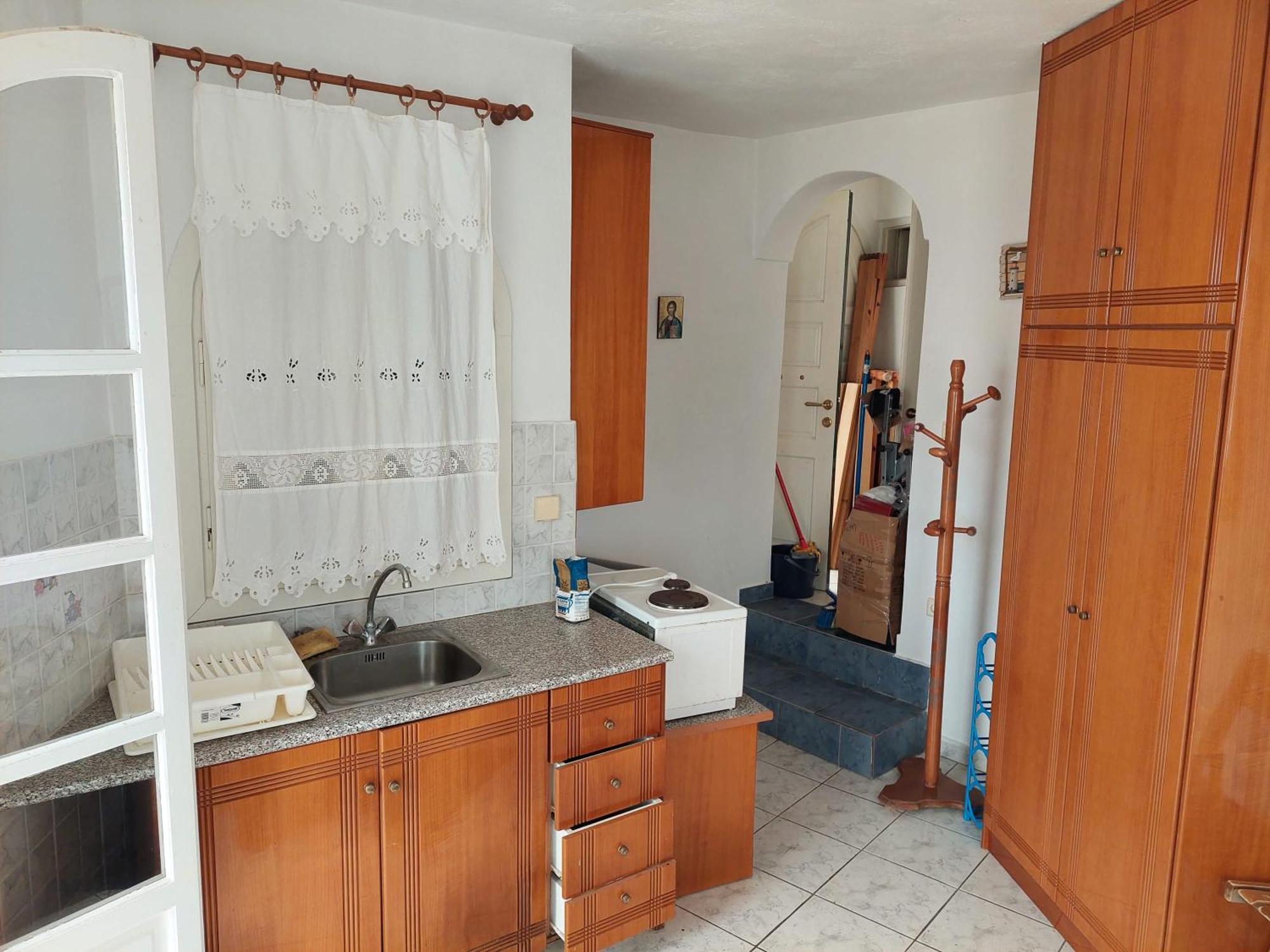 Akrotiri Cosy With Private Patio And Scenic View Apartment *