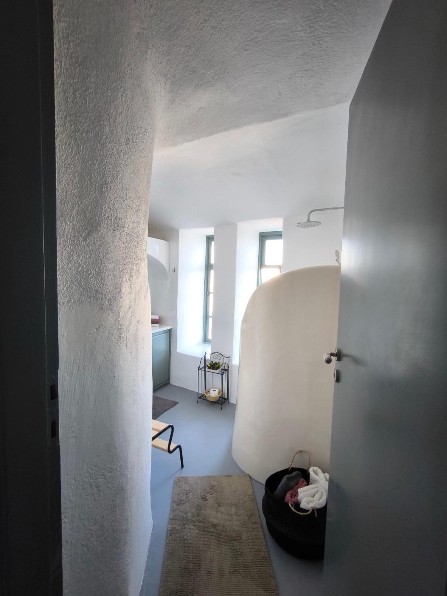 Apartment Elias Cave House 270o Caldera View *