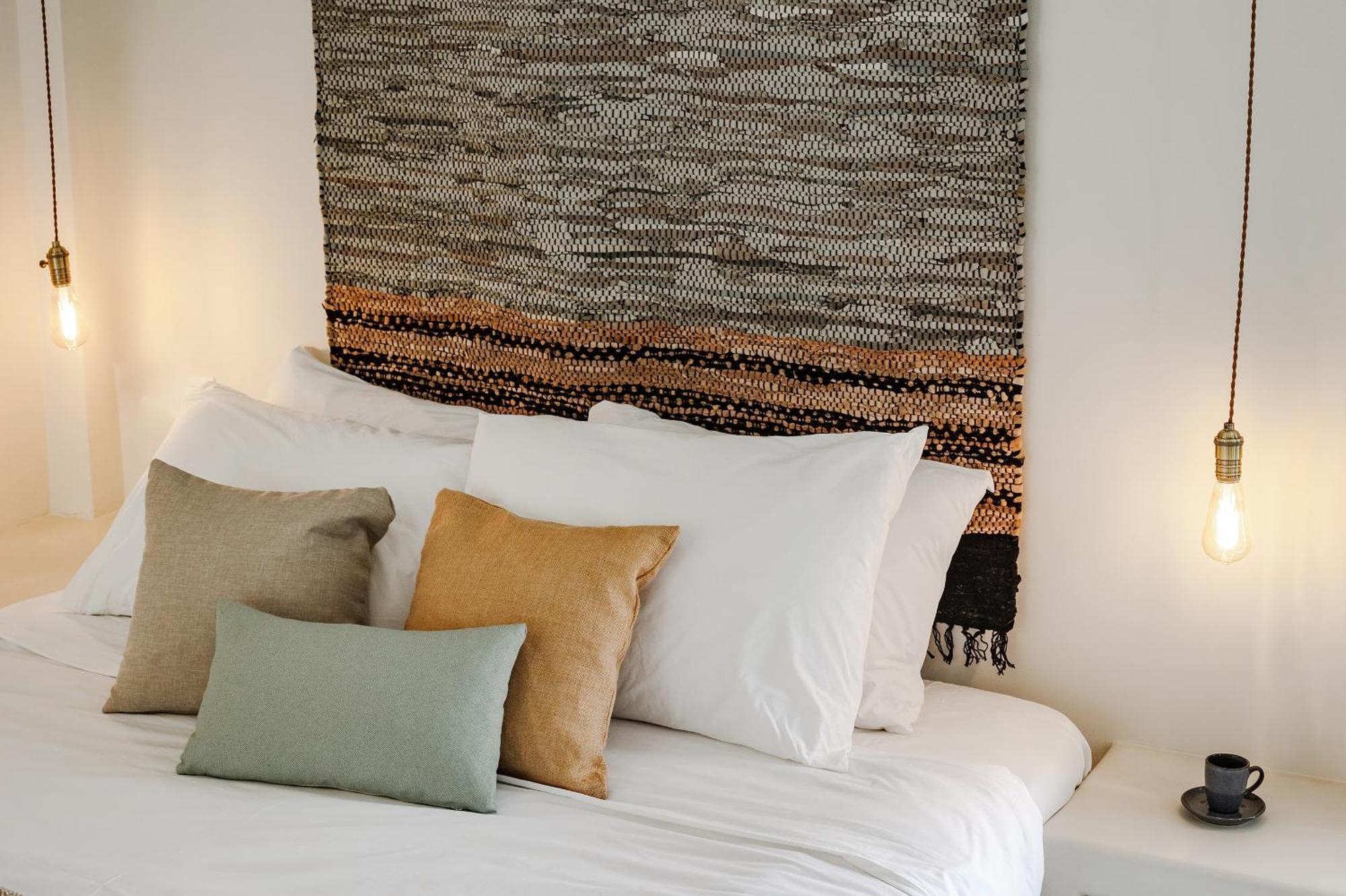 Scorpios Hotel