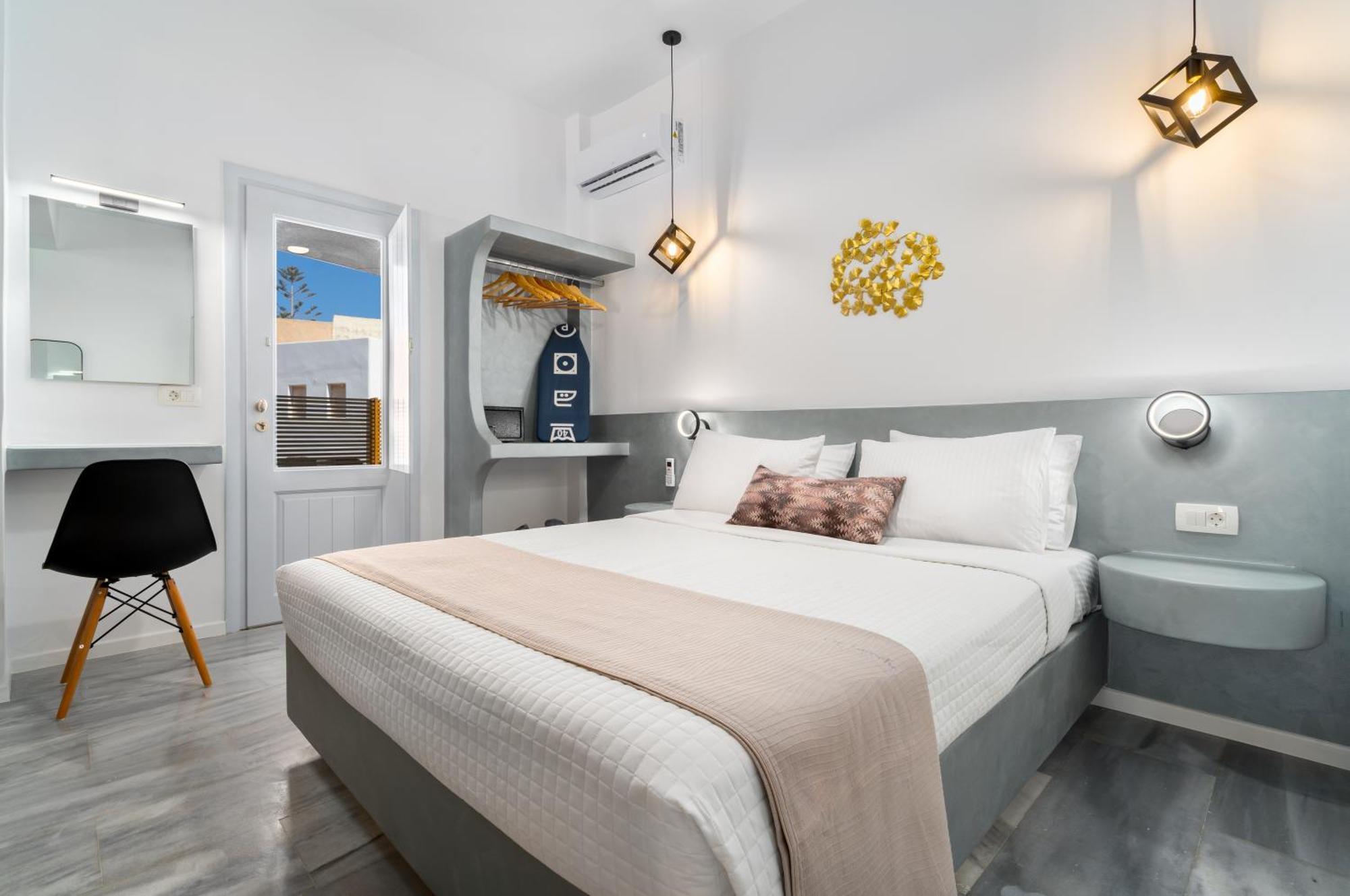 Apartment Oliva Kamari (Santorini)