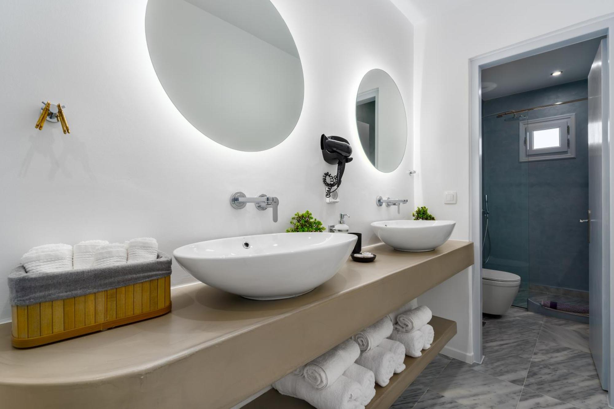 Apartment Oliva Kamari (Santorini)