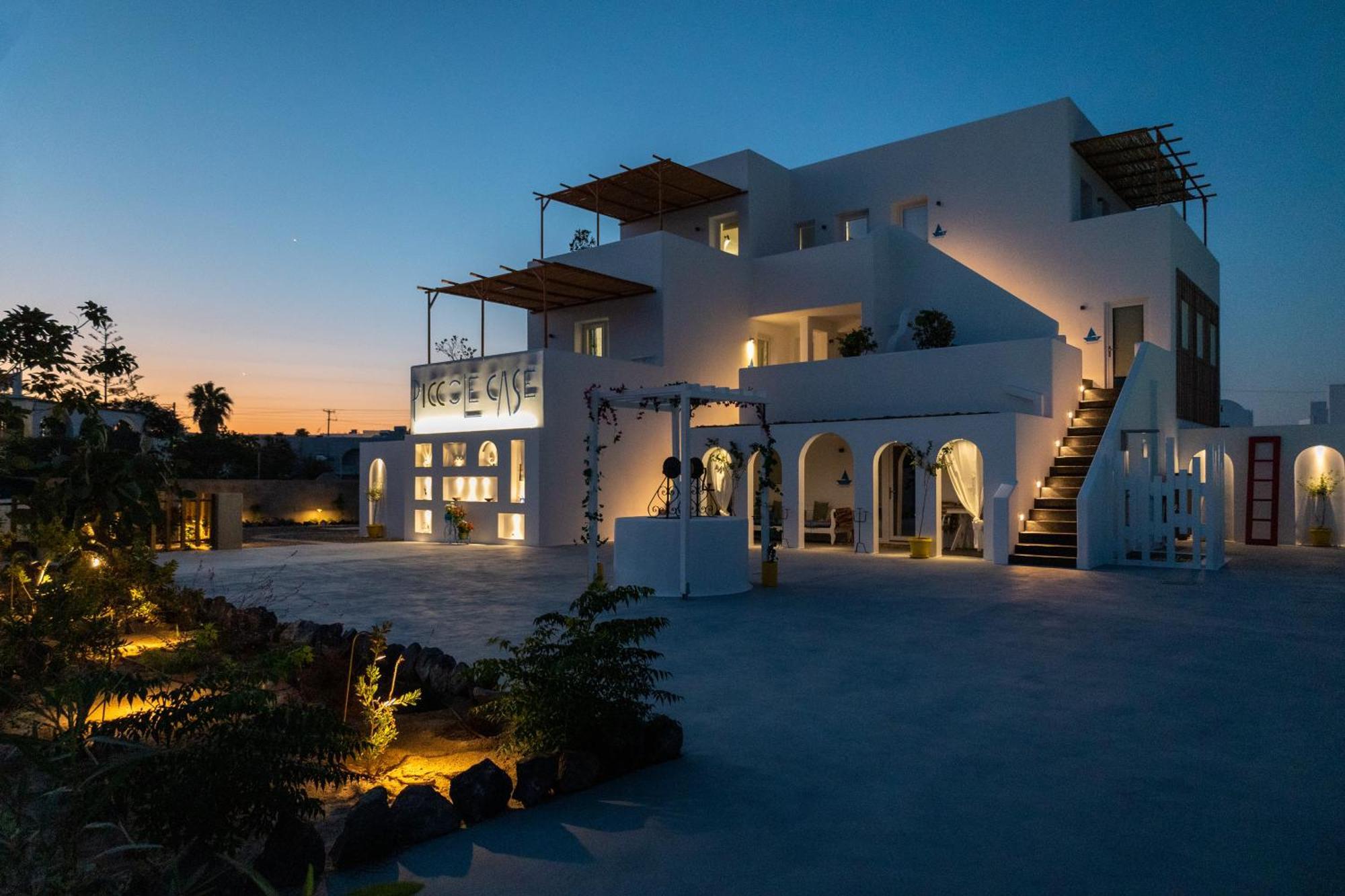 Guest house Piccole Kamari (Santorini)