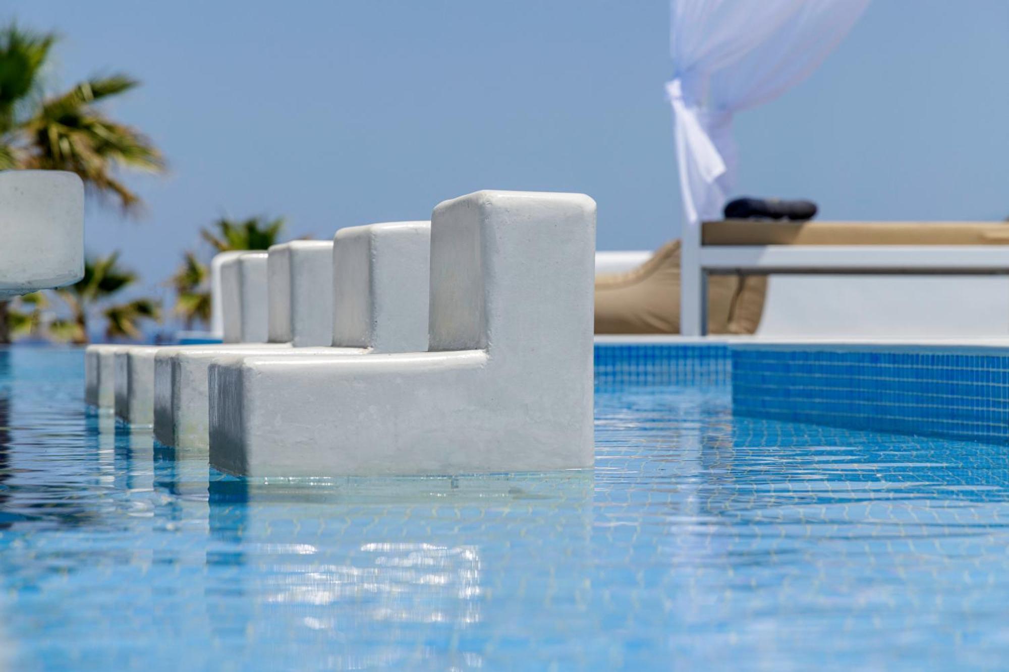 Hotel Desiterra & 5*
