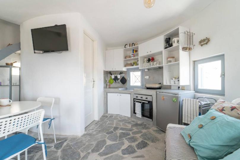 Holiday home Anemos Windmill
