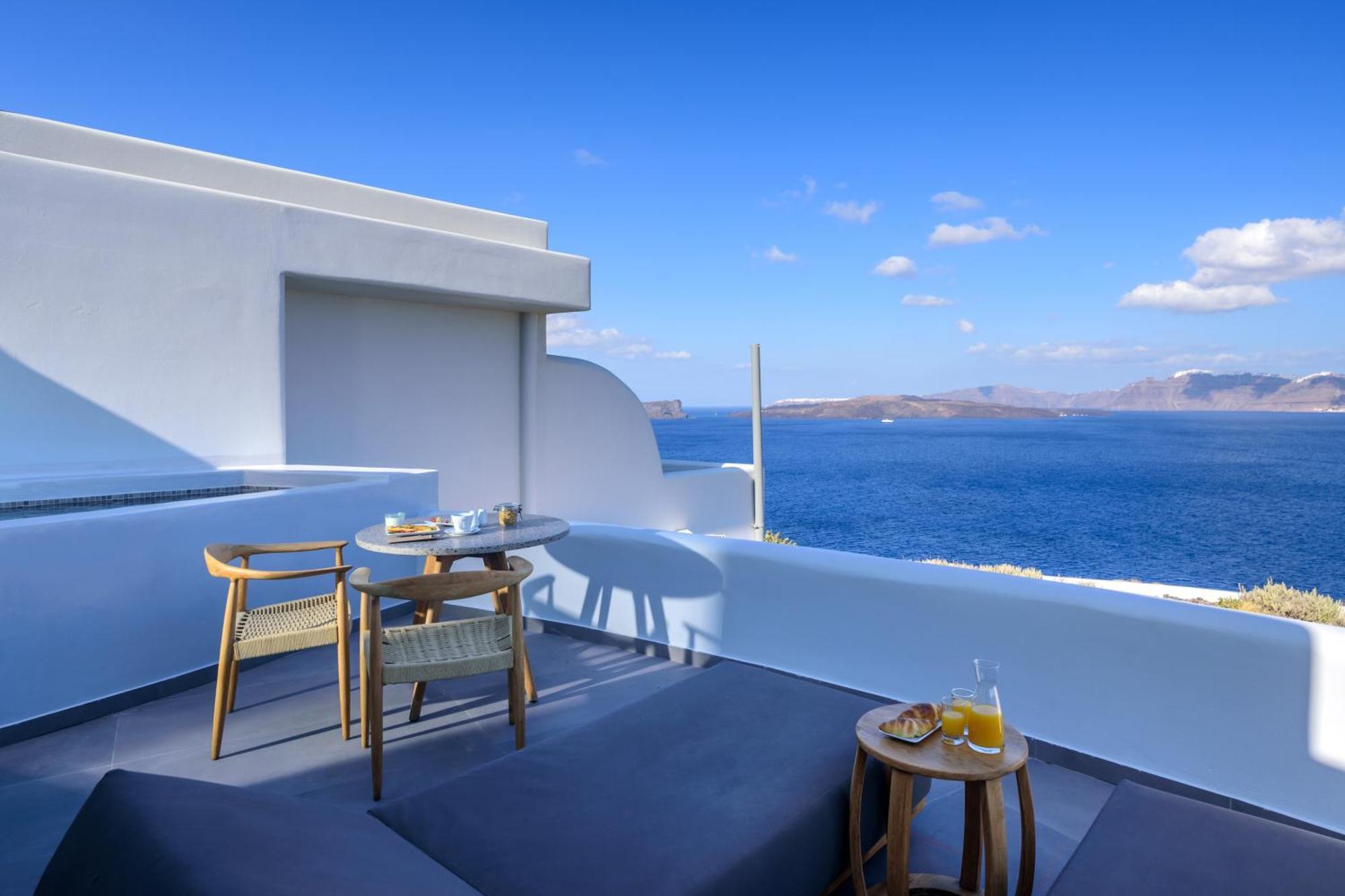 Neptune Luxury 5* Akrotiri (Santorini)