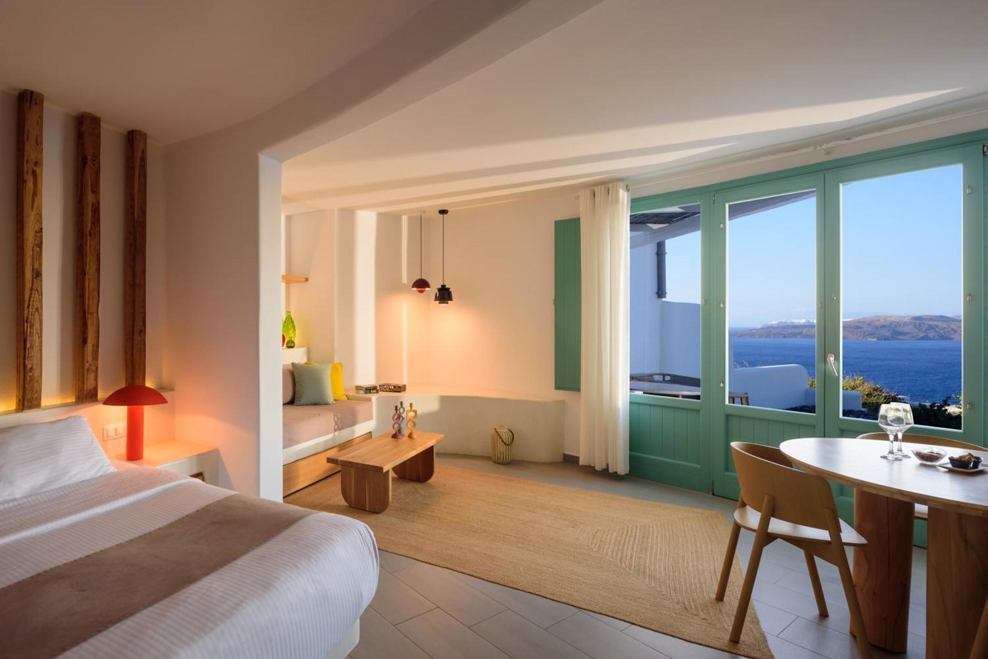 Neptune Luxury Hotel 5*