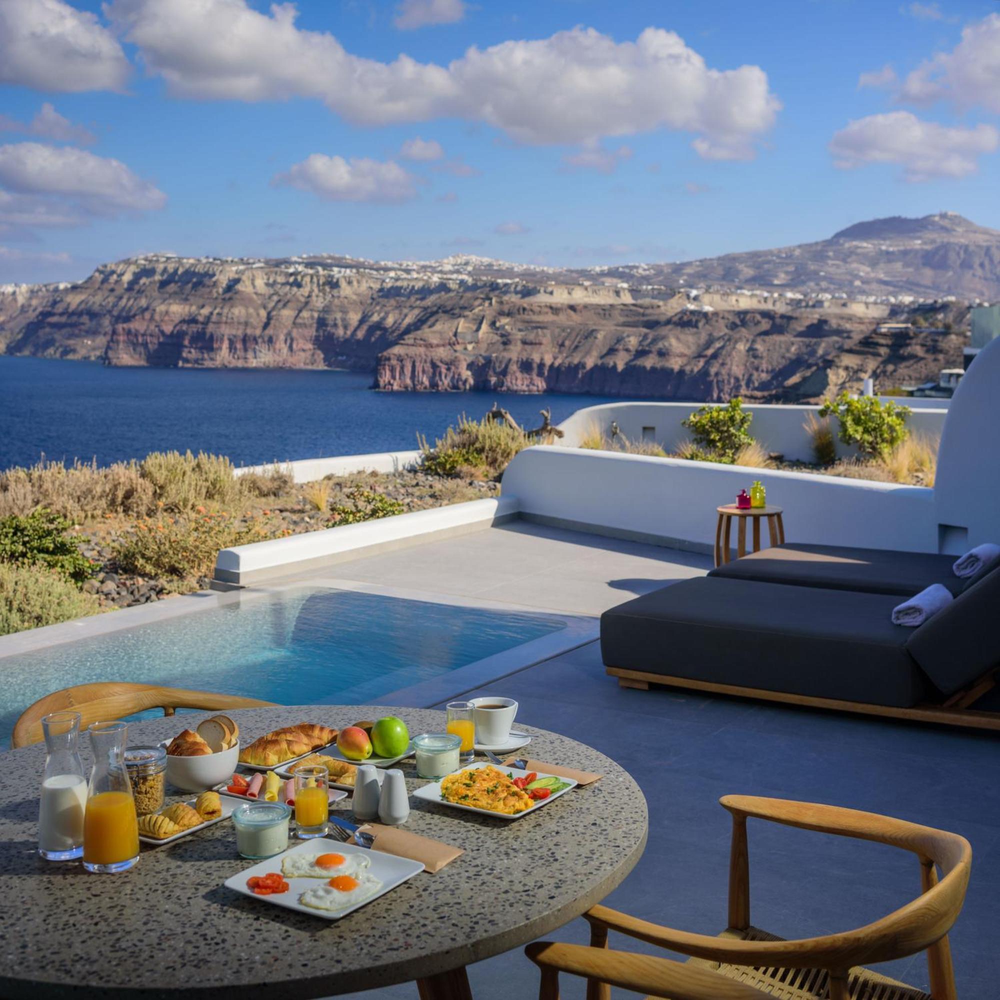 Hotel Neptune Luxury Akrotiri (Santorini)