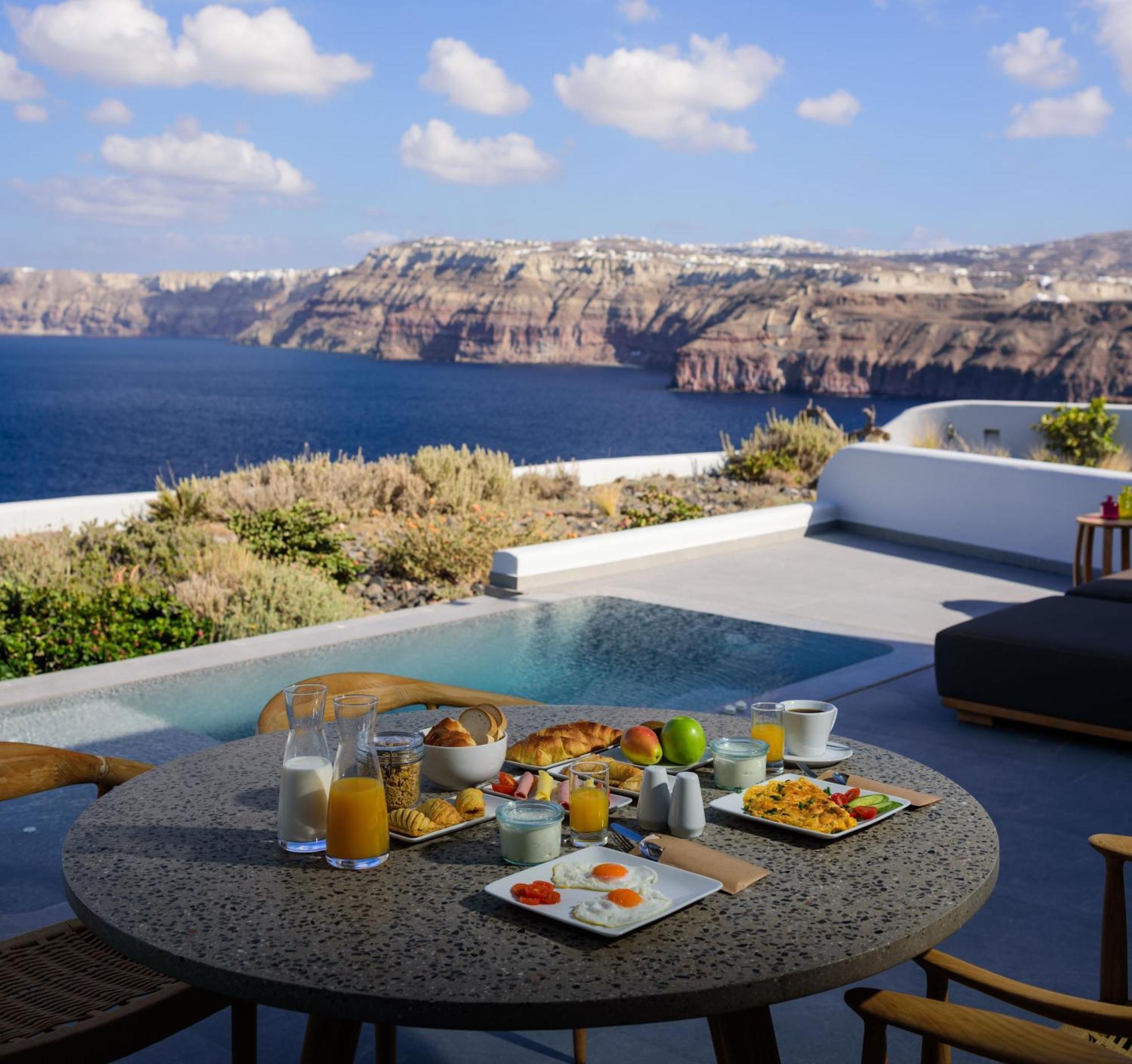 Neptune Luxury Akrotiri (Santorini)