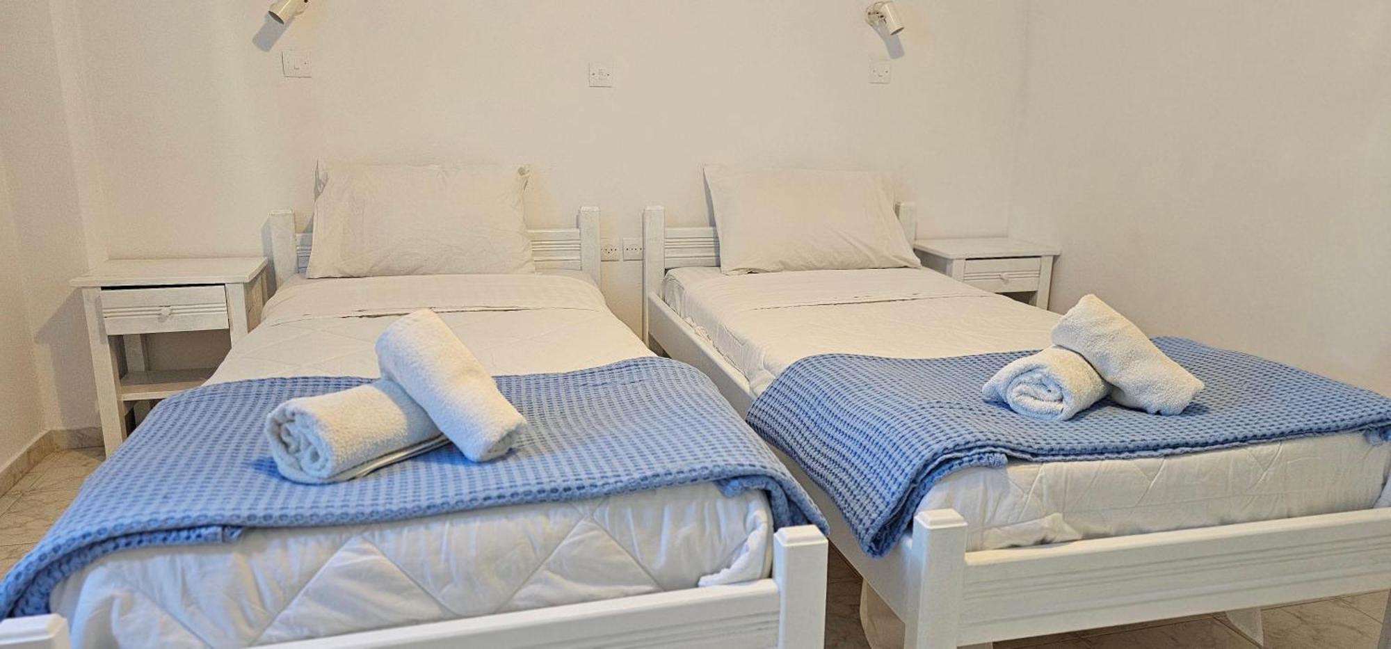 Hotel Pleasure Black Santorini