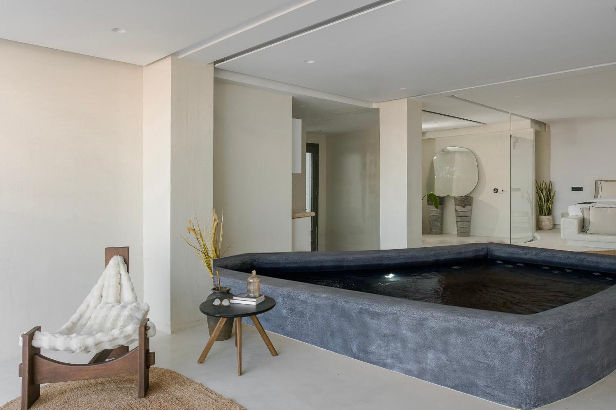 Acro Caldo Hotel 4*
